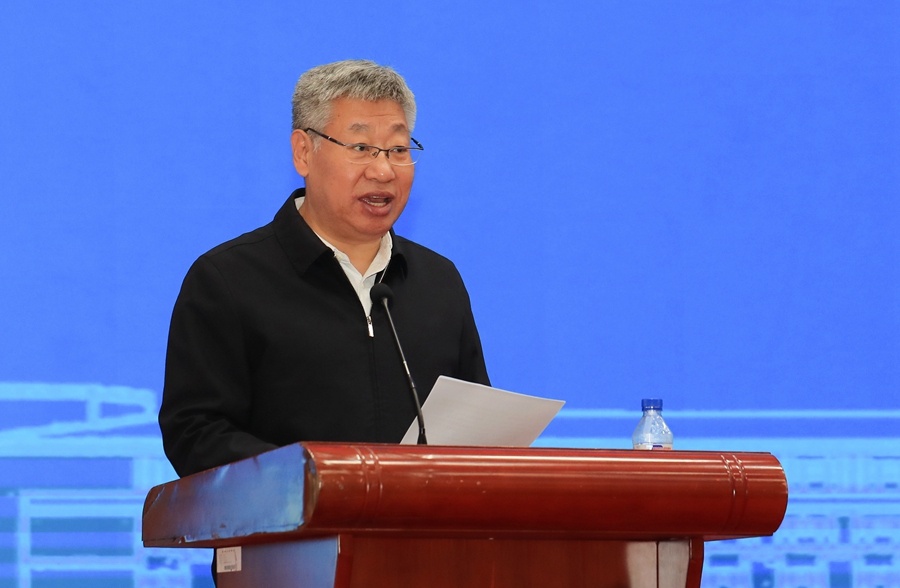 吉林大学召开深入开展干部人事档案专项审核工作动员部署会