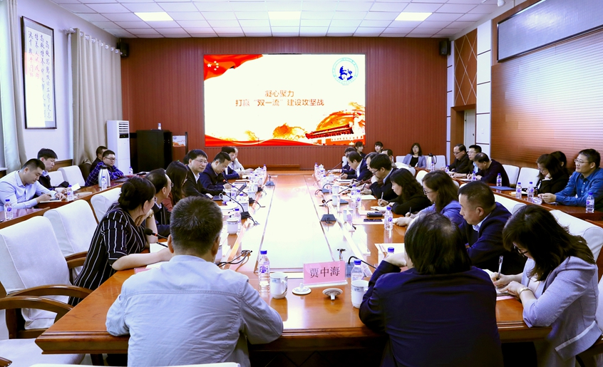 校长张希到马克思主义学院调研