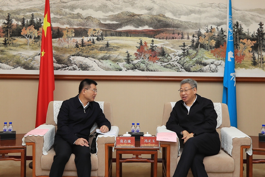 共商选调工作深化省校合作​校党委常务副书记冯正玉会见广西壮族自治区党委组织部副部长、老干部局局长莫达流一行